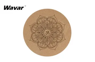 Постелка за йога от естествен корк и защо я избираме