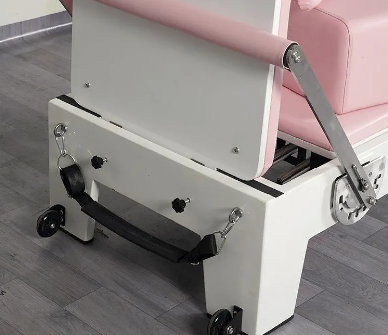 Бяло боядисано дъбово розово оборудване за пилатес