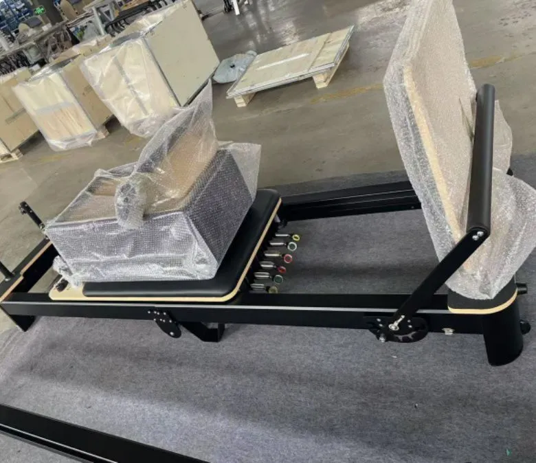 Бял алуминиев сгъваем пилатес реформатор за продажба