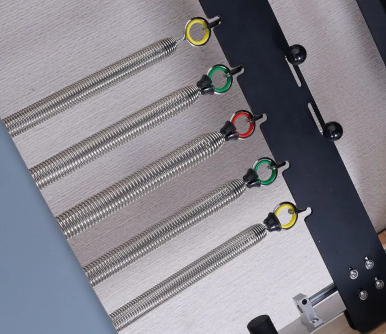 Уред Wavar Pilates Oak Reformer с вградена лента за крака