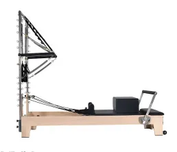 Studio Pilates Maple Reformer с половин трапец